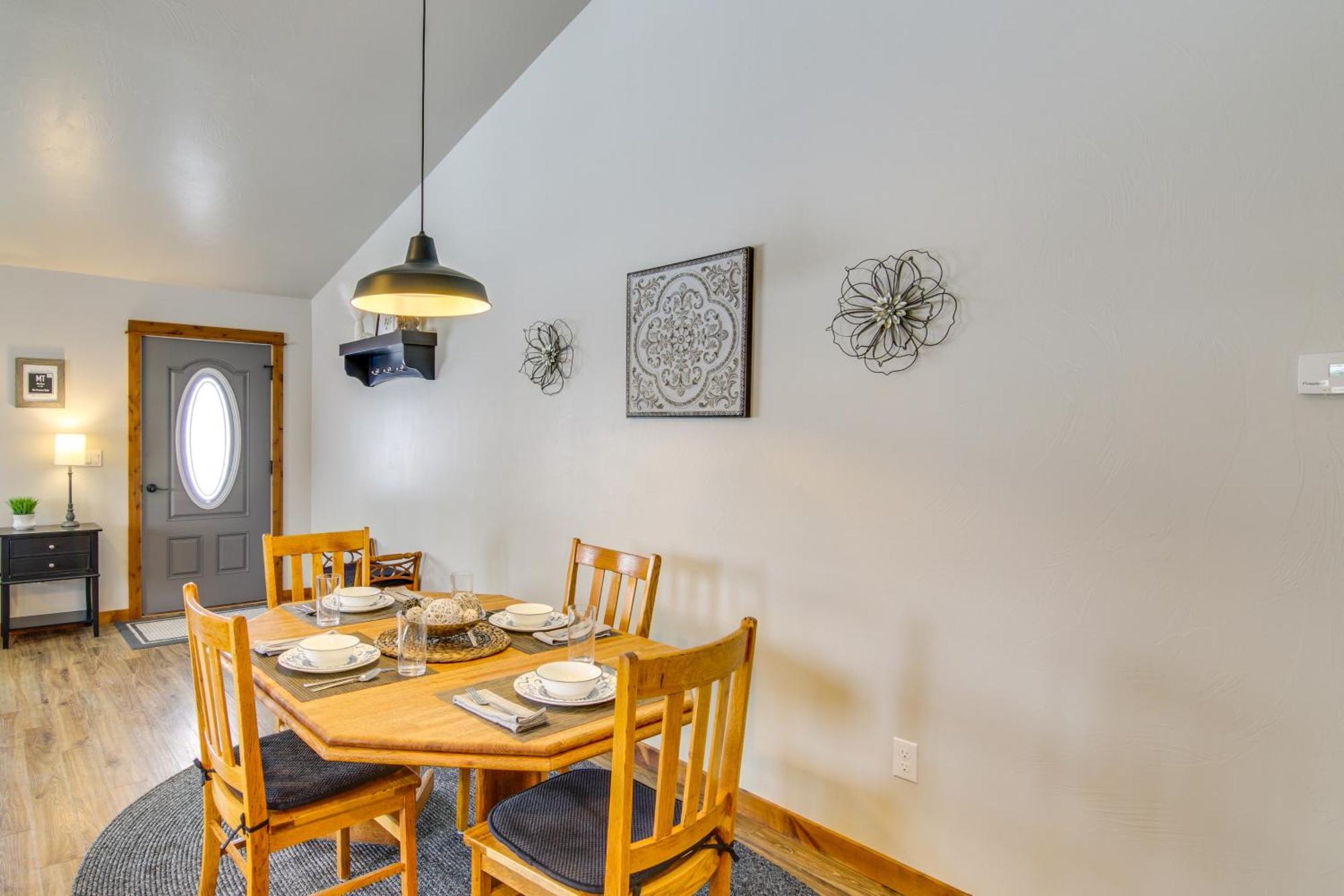 Cozy Belgrade Home Near Skiing, Hiking And Airport! מראה חיצוני תמונה